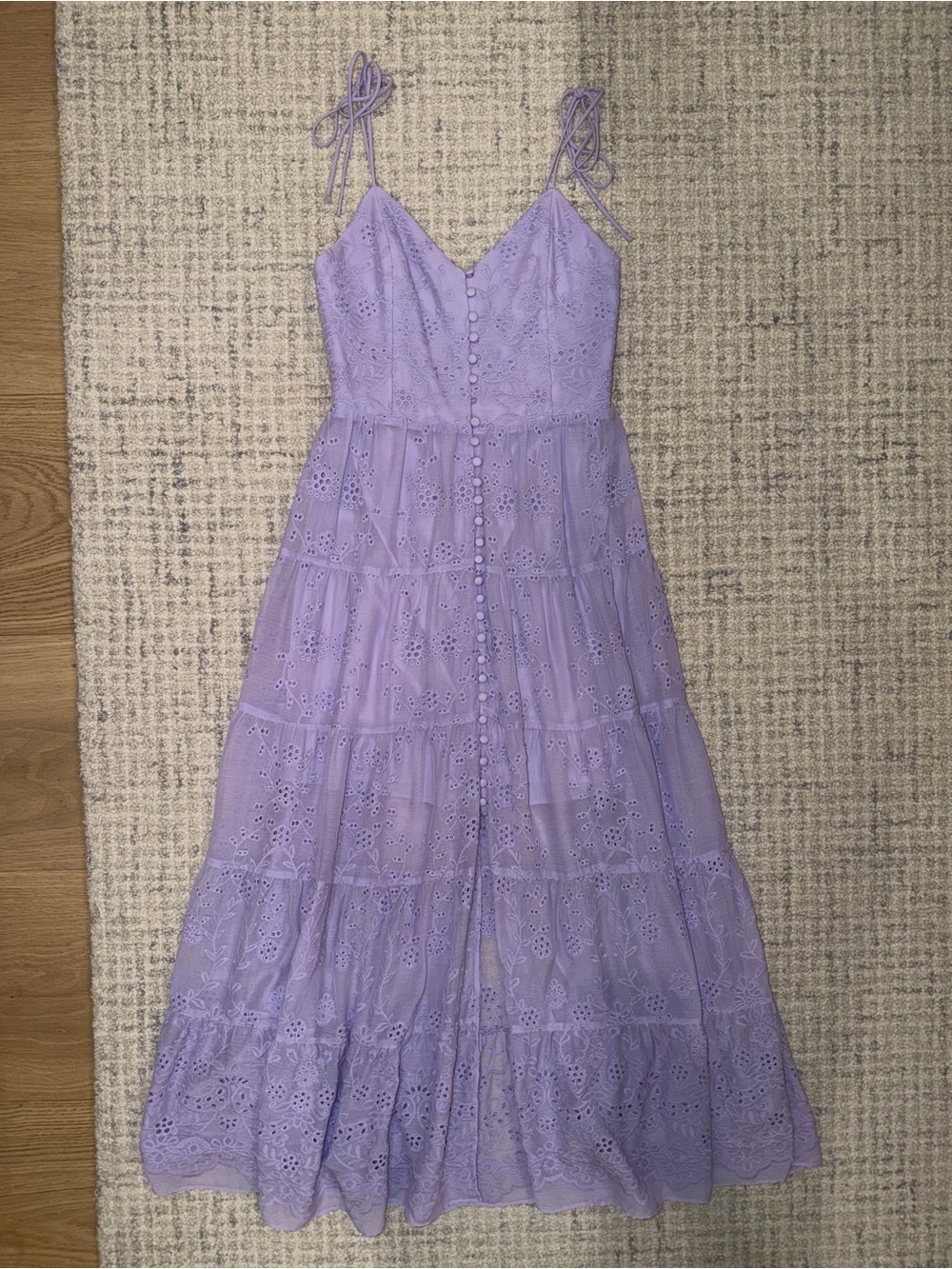 Alice + Olivia Shanti Dress - Picture 2 of 6